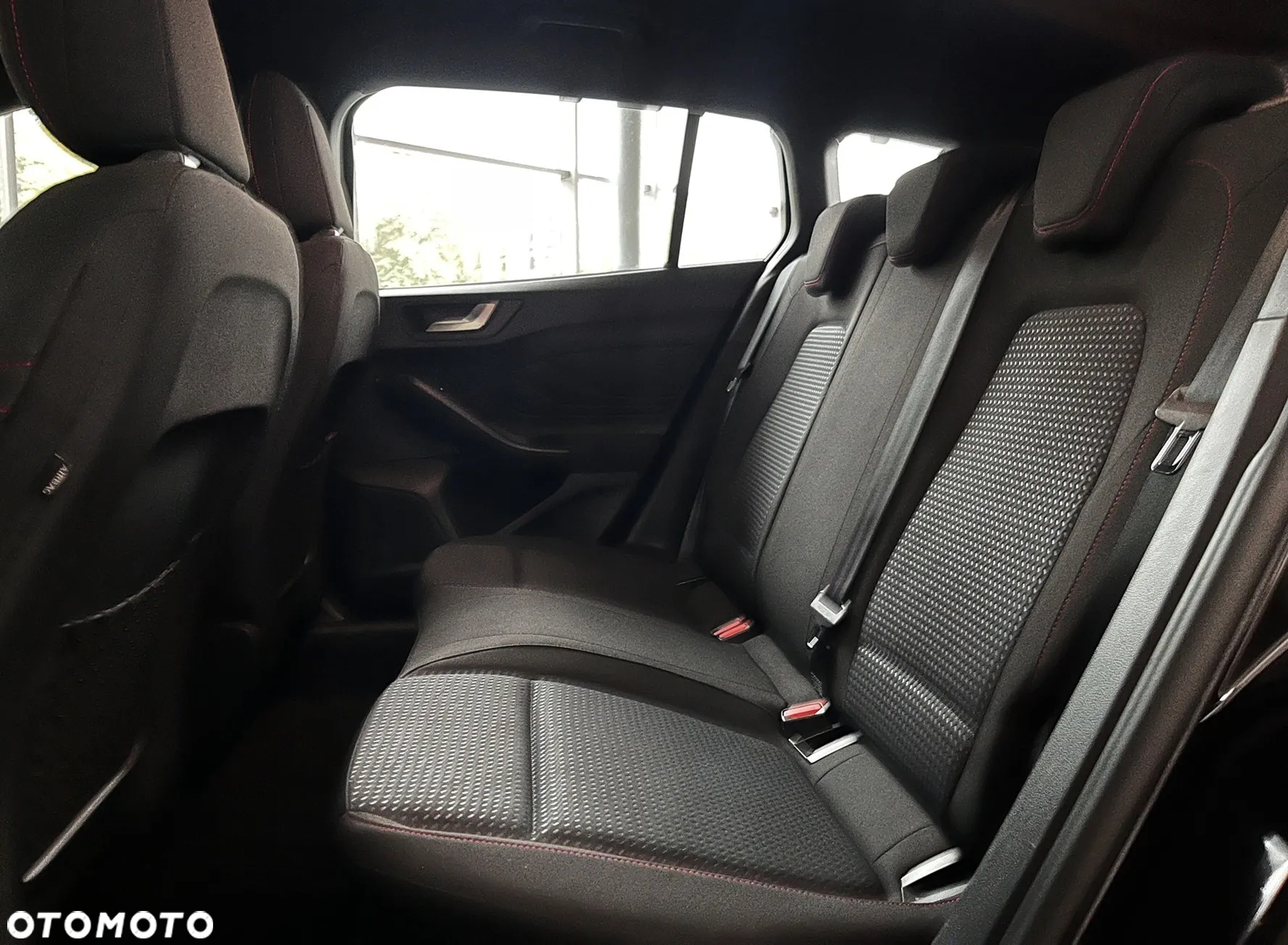 Ford Focus 1.0 EcoBoost Start-Stopp-System ST-LINE - 20