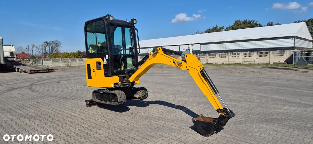 JCB 15C-1 - 21