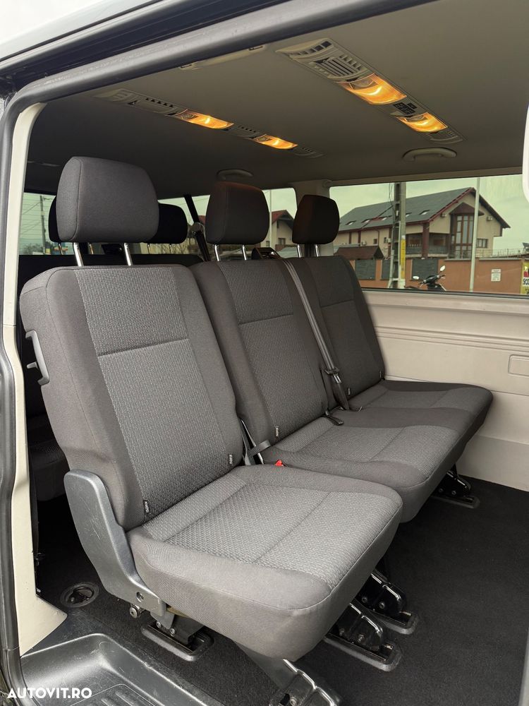 Volkswagen Caravelle LR Comfortline - 9