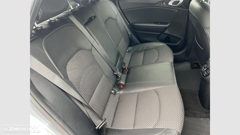 Kia Ceed 1.0 T-GDI Drive - 14