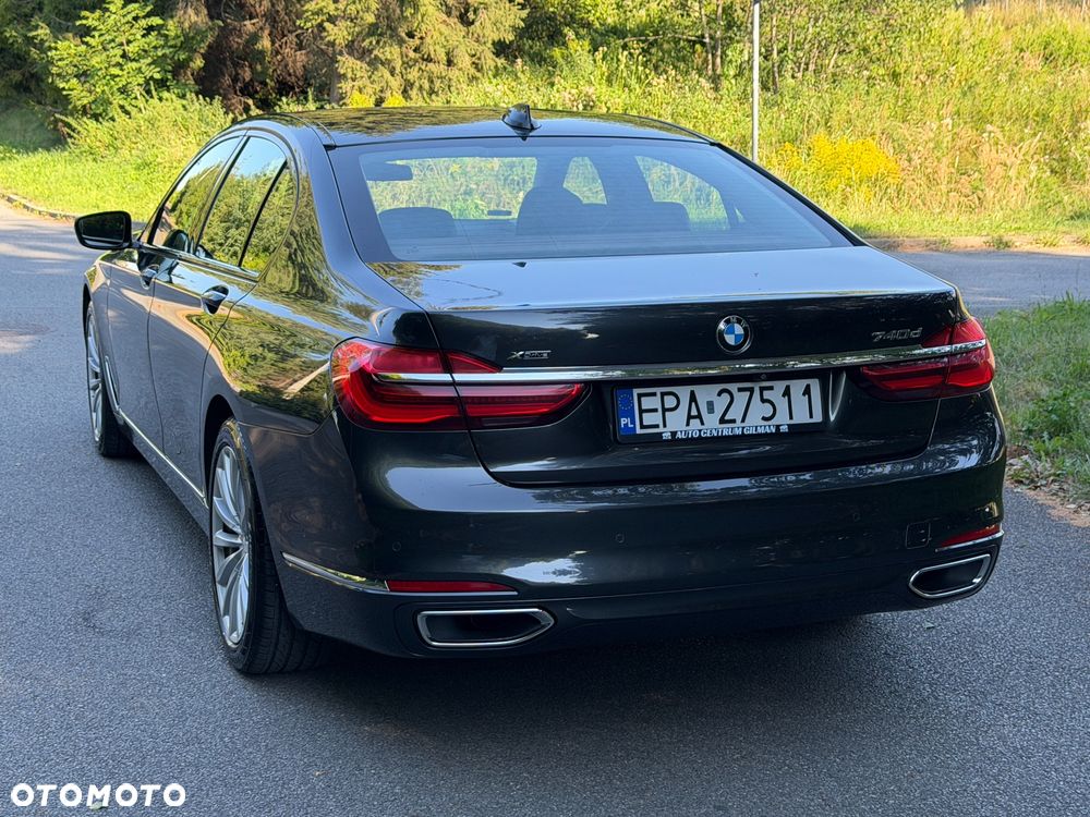 BMW Seria 7 740Ld xDrive - 13