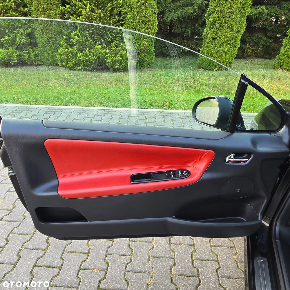Peugeot 207 CC 120 VTi Black&White Edition - 38
