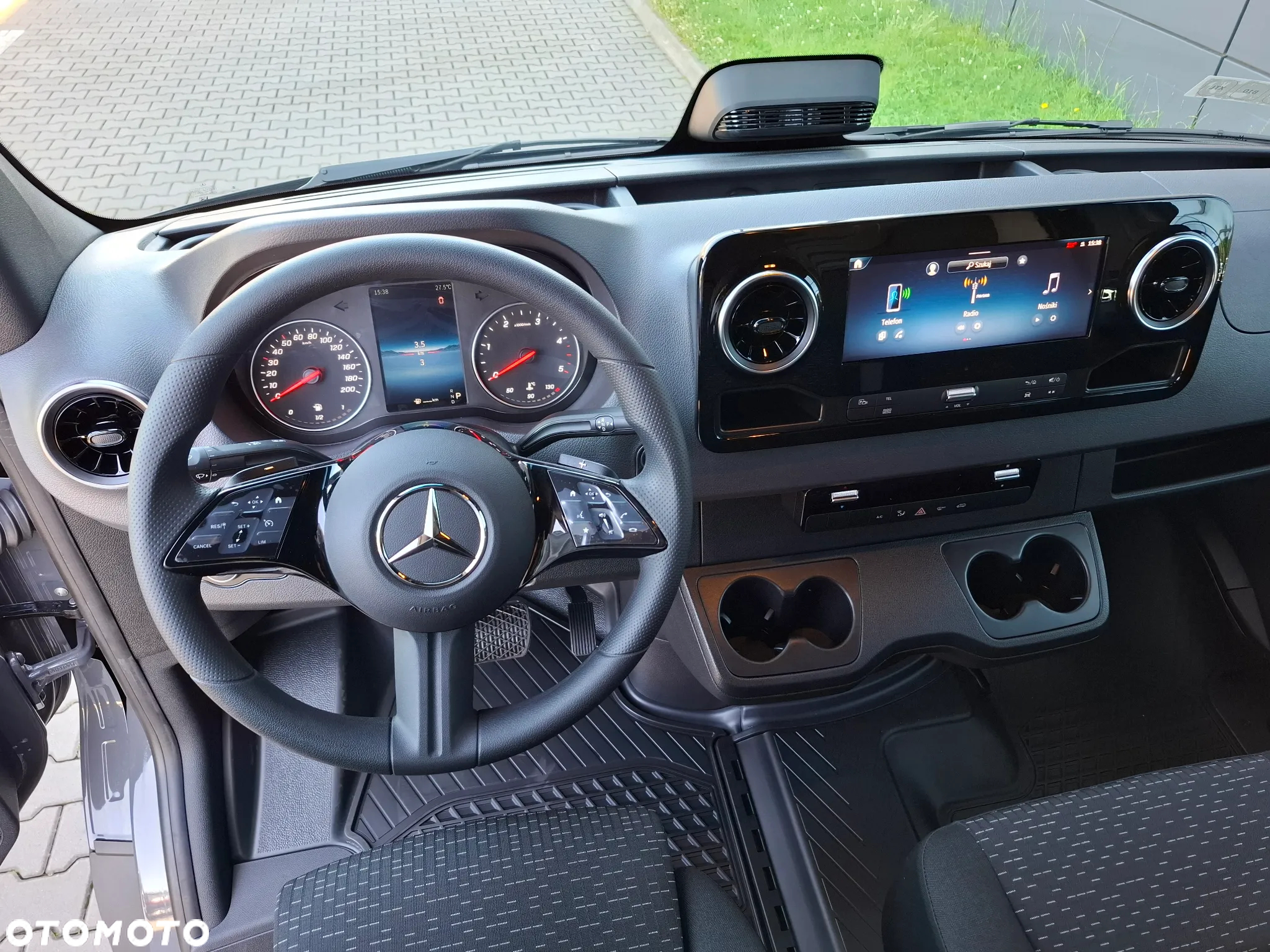 Mercedes-Benz Sprinter 317 CDI Furgon PRO 3665 mm L2H2 - 21