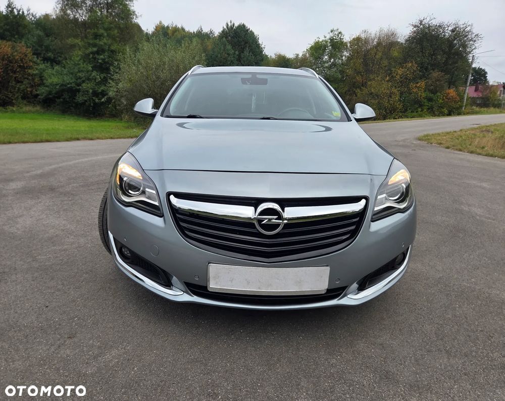 Opel Insignia - 1