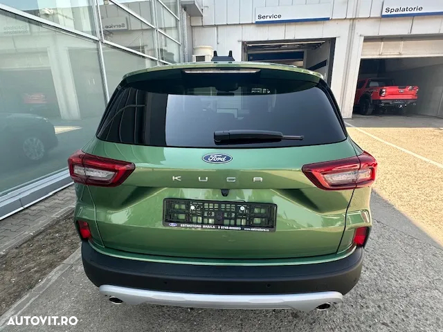 Ford Kuga 1.5 EcoBoost A8 FWD Titanium - 4