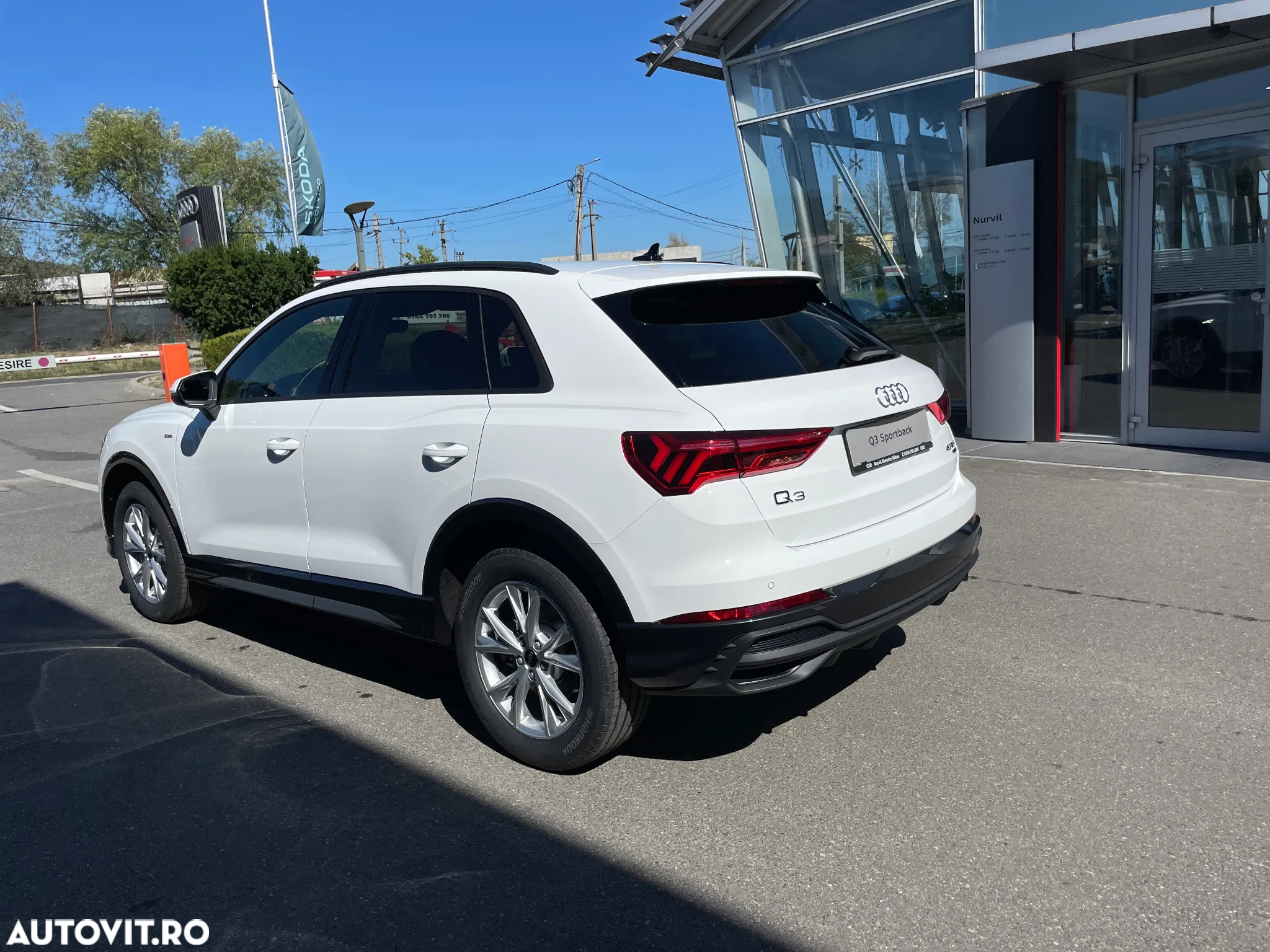 Audi Q3 40 TFSI quattro S tronic S line - 3