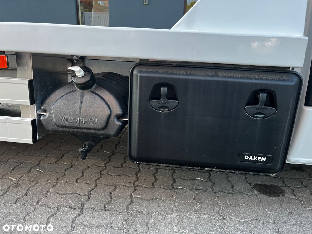 Mercedes-Benz Sprinter - 6