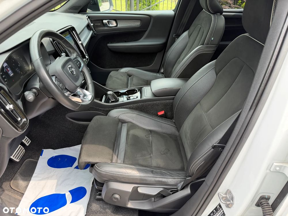 Volvo XC 40 T5 AWD R-Design - 10