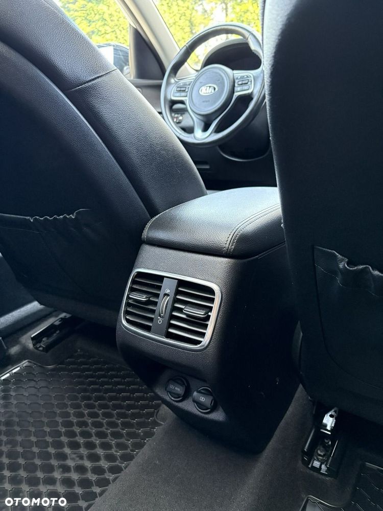 Kia Optima - 19