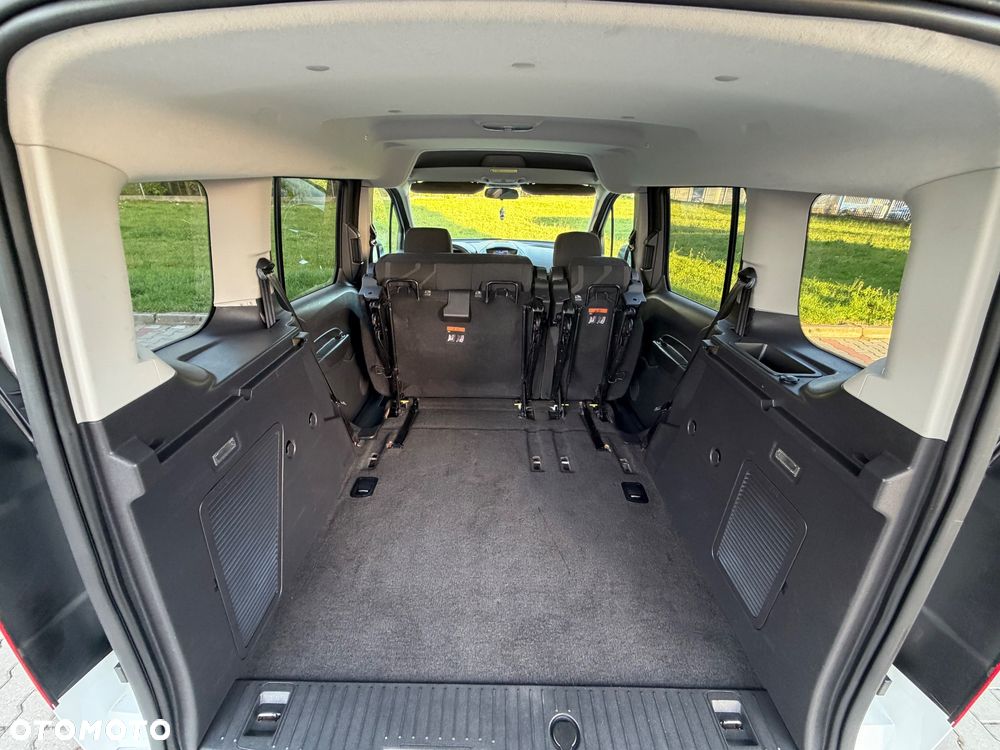 Ford Transit Connect - 18