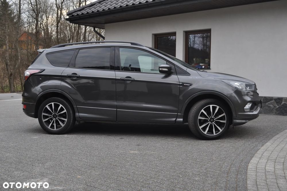 Ford Kuga 2.0 TDCi 4x2 ST-Line - 4
