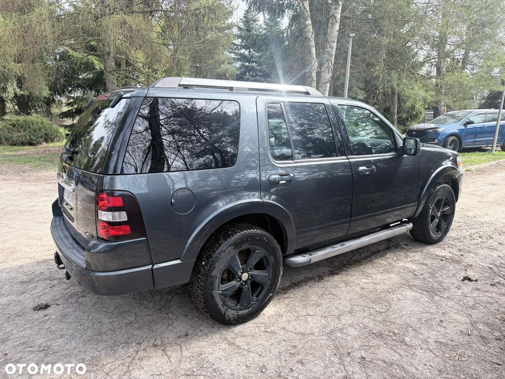 Ford Explorer 4.6 4WD - 4