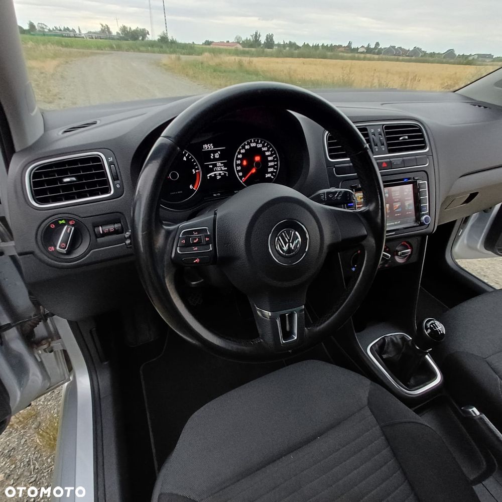 Volkswagen Polo 1.6 TDI DPF Comfortline - 14