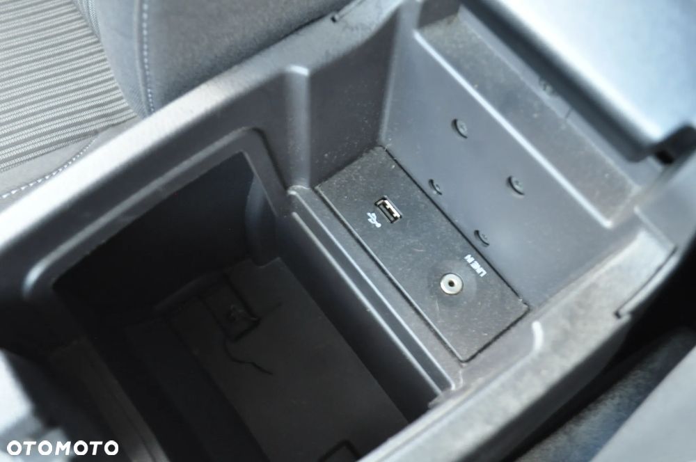 Ford Focus 1.6 TItanium MPS6 - 35