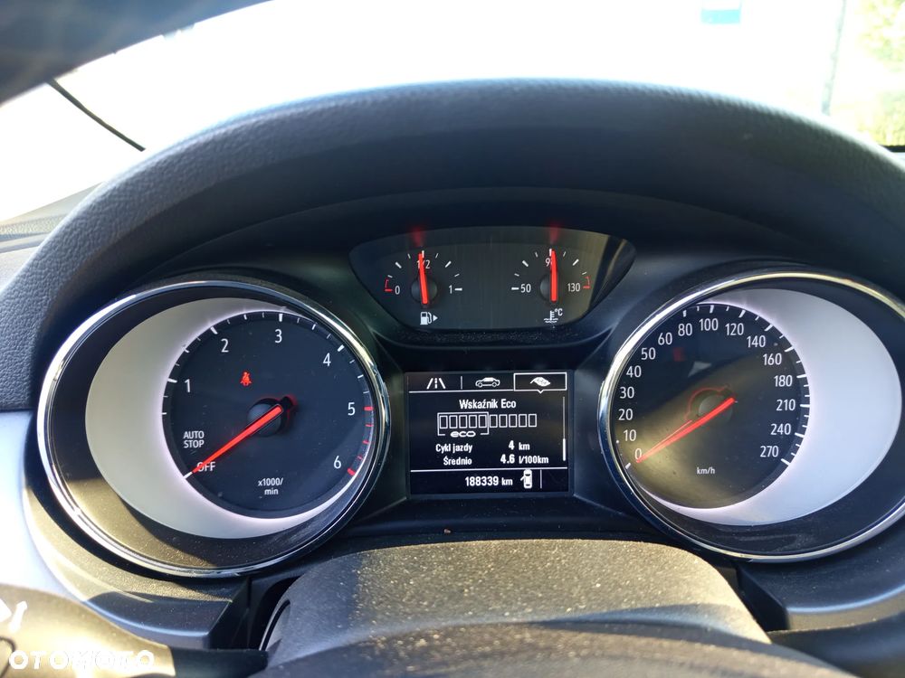 Opel Astra 1.6 CDTI Dynamic - 7