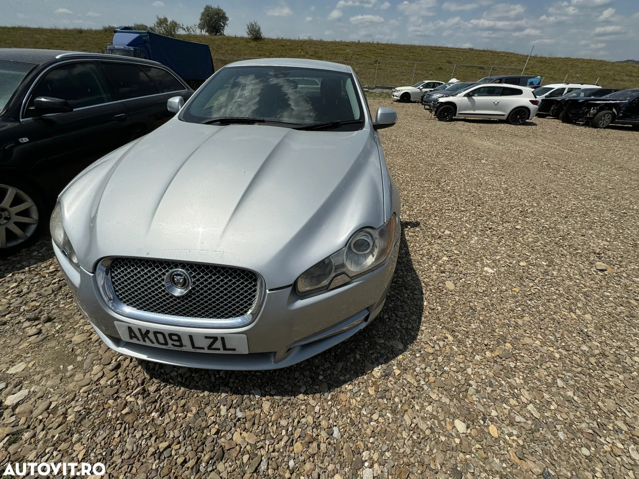 Dezmembram Jaguar XF 2009 2.7 d - 11