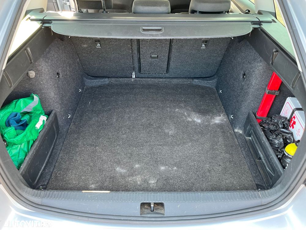 Skoda Octavia Combi Diesel 1.6 TDI DSG Ambition - 9