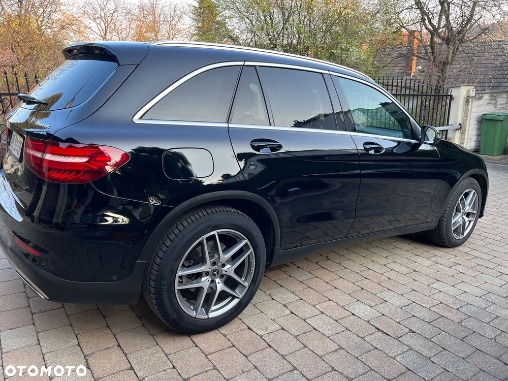 Mercedes-Benz GLC - 11