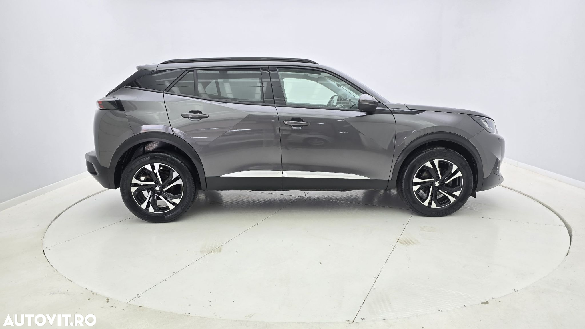Peugeot 2008 - 5