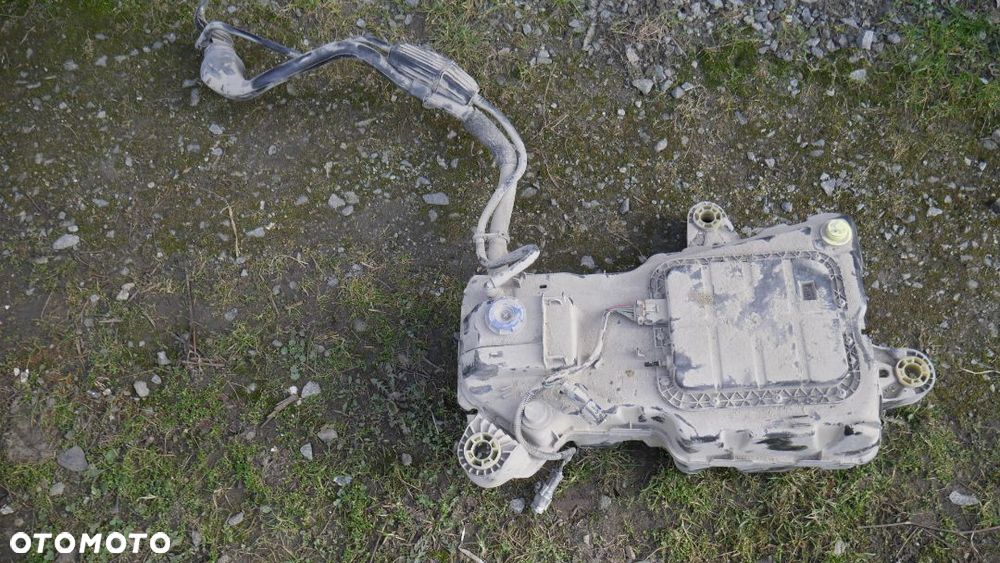 zbiornik pompka paliwa berlingo IV 4  partner 4 IV combo nowy model IV - 2