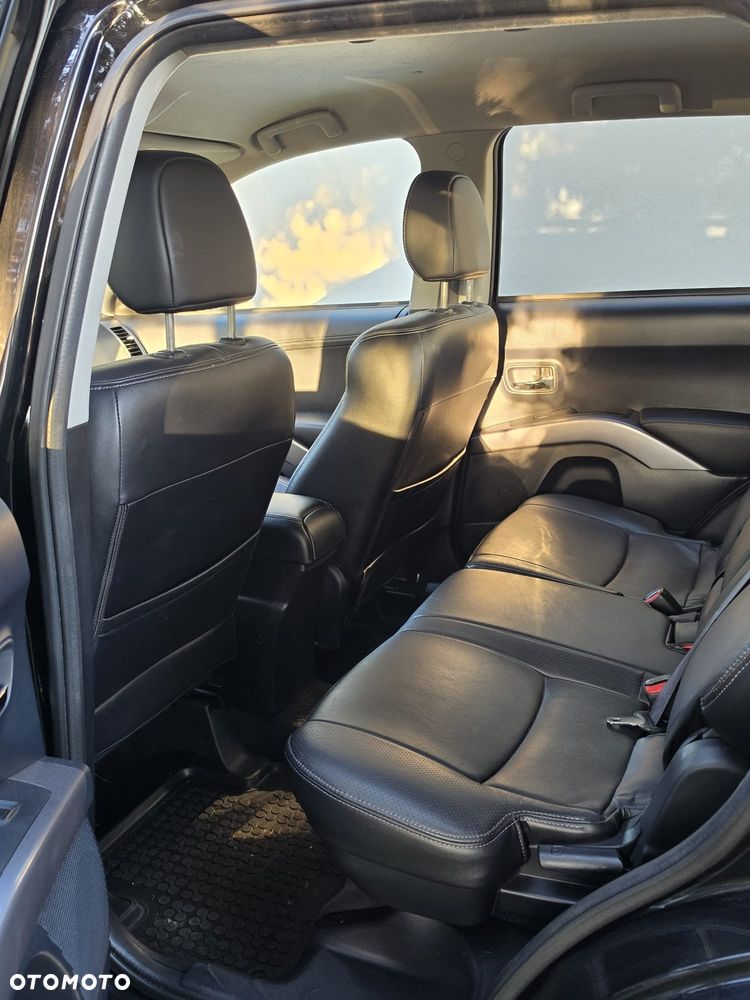 Peugeot 4007 - 6