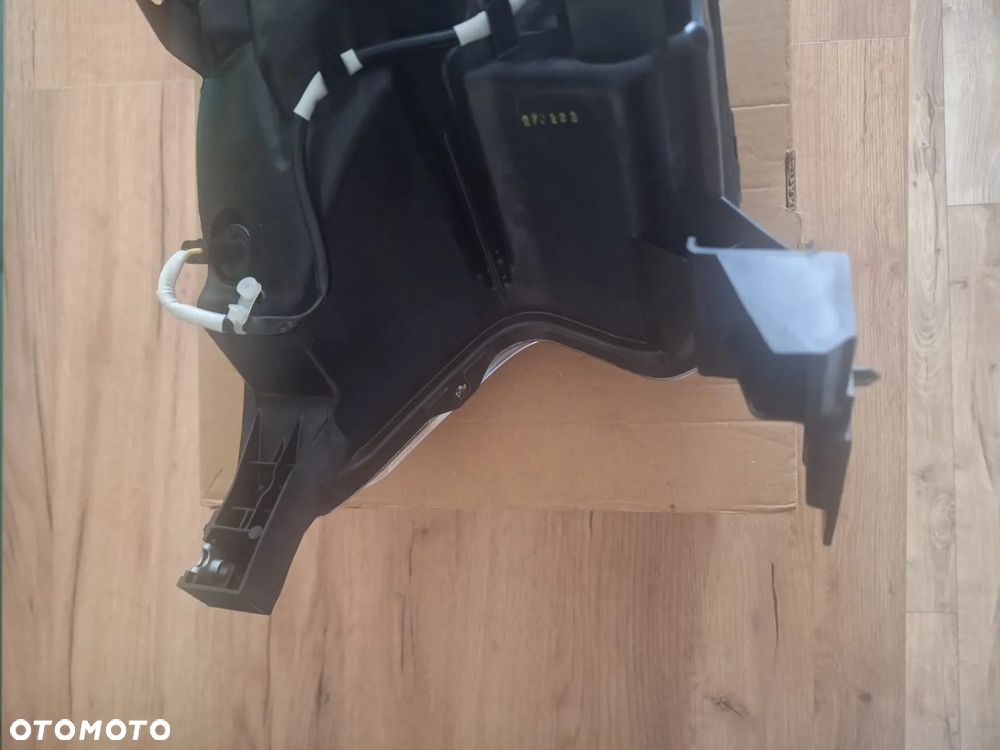 NOWA Lampa Przednia Lewa Ford Ranger - 4