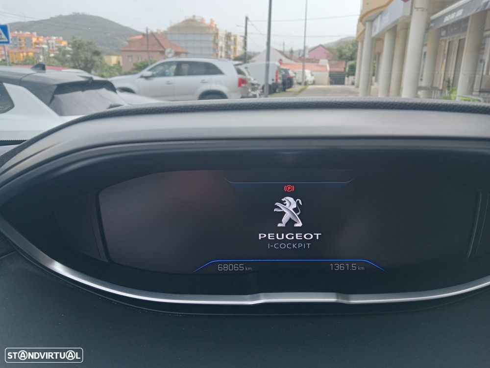Peugeot 5008 1.2 PureTech Allure Pack EAT8 - 6