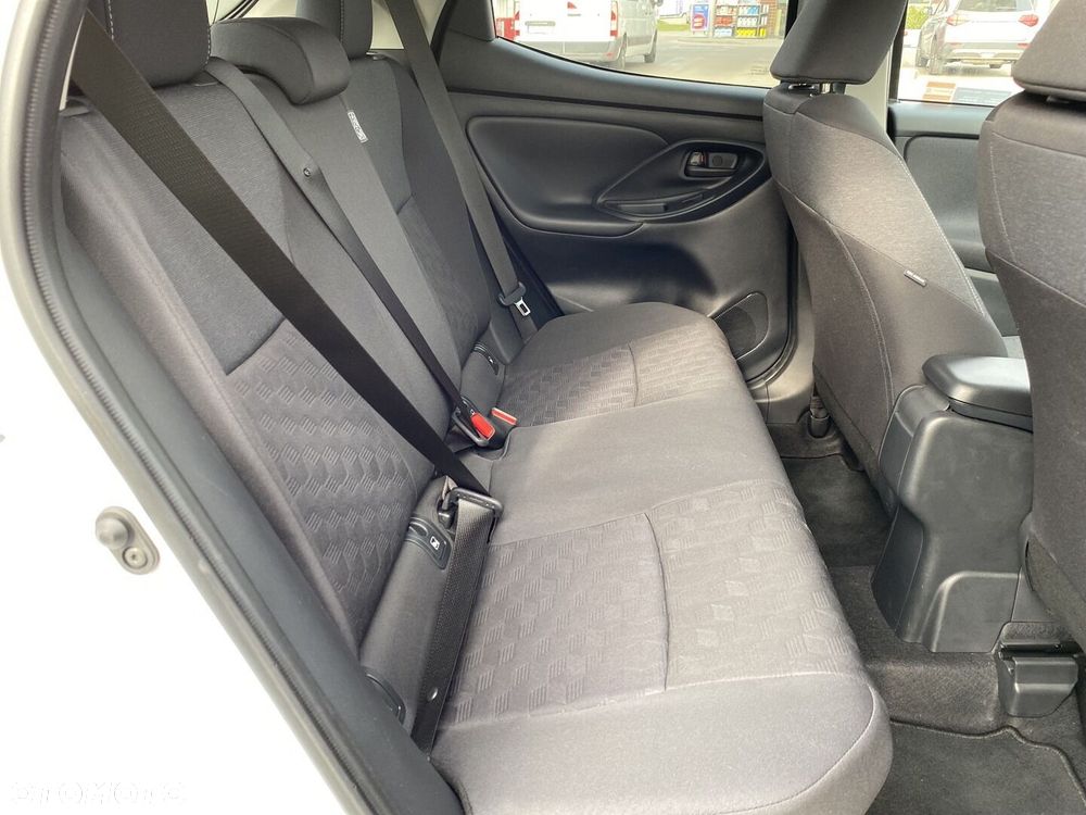 Toyota Yaris - 19