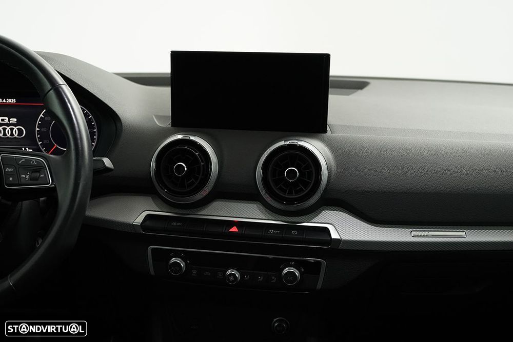 Audi Q2 30 TFSI S line - 9