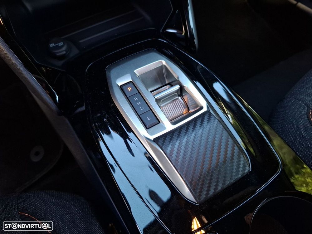 Peugeot e-2008 54 kWh Style - 10