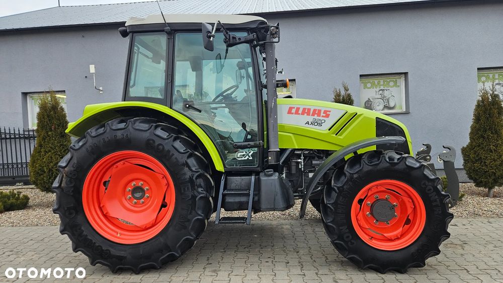 Claas Axos 320 CX - 6