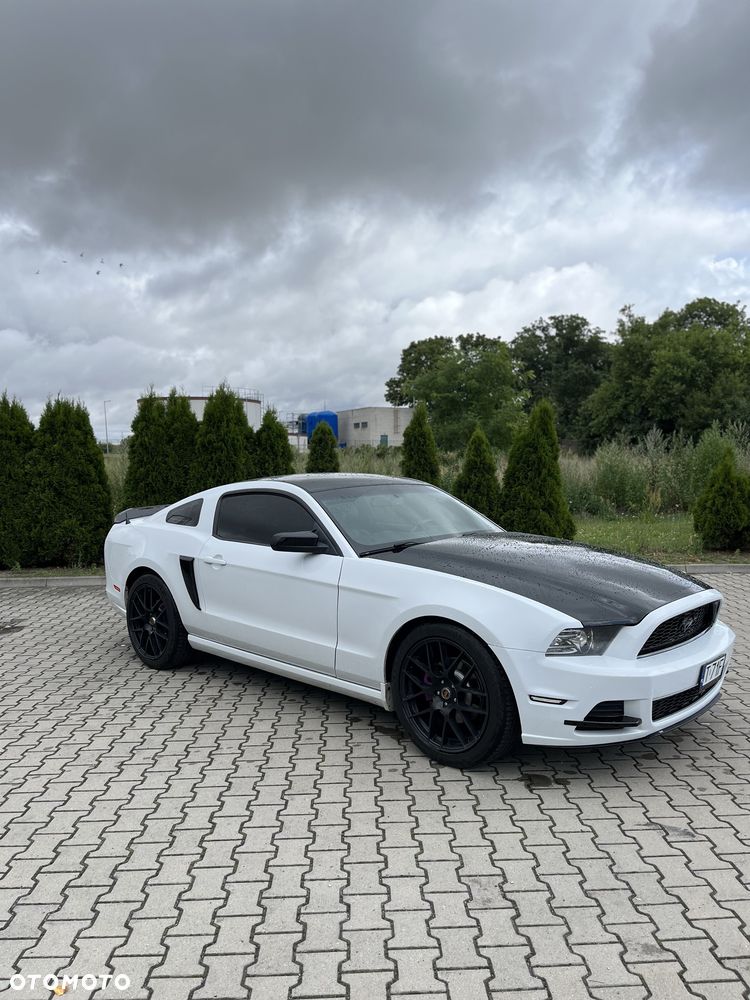 Ford Mustang - 1