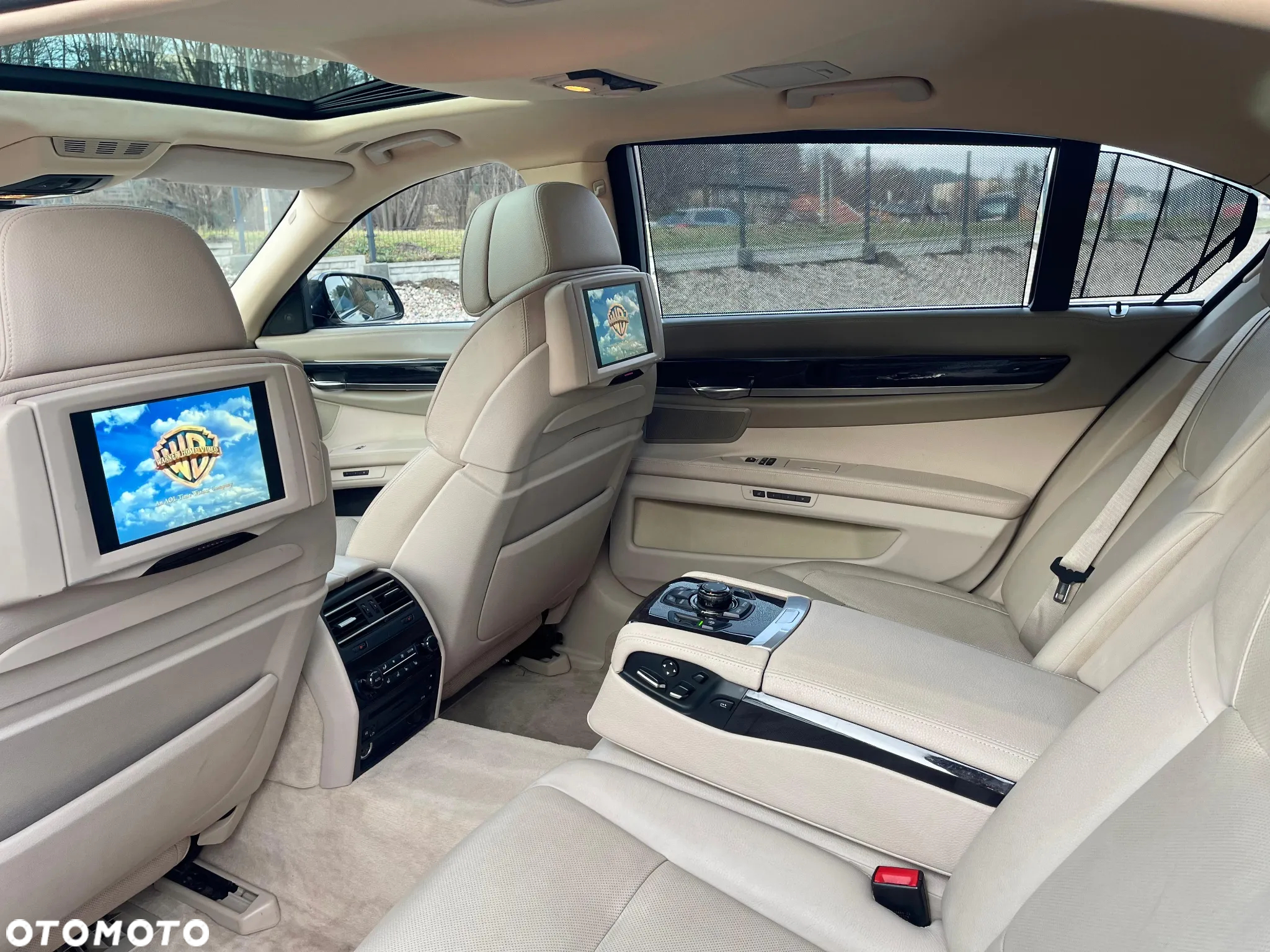 BMW Seria 7 750Li - 19