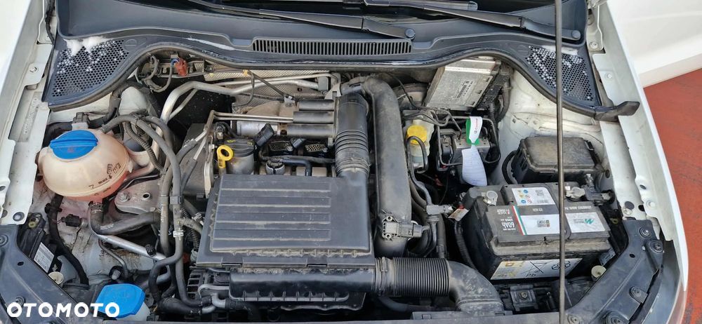 Volkswagen Polo 1.2 TSI BMT Highline Perfectline - 17