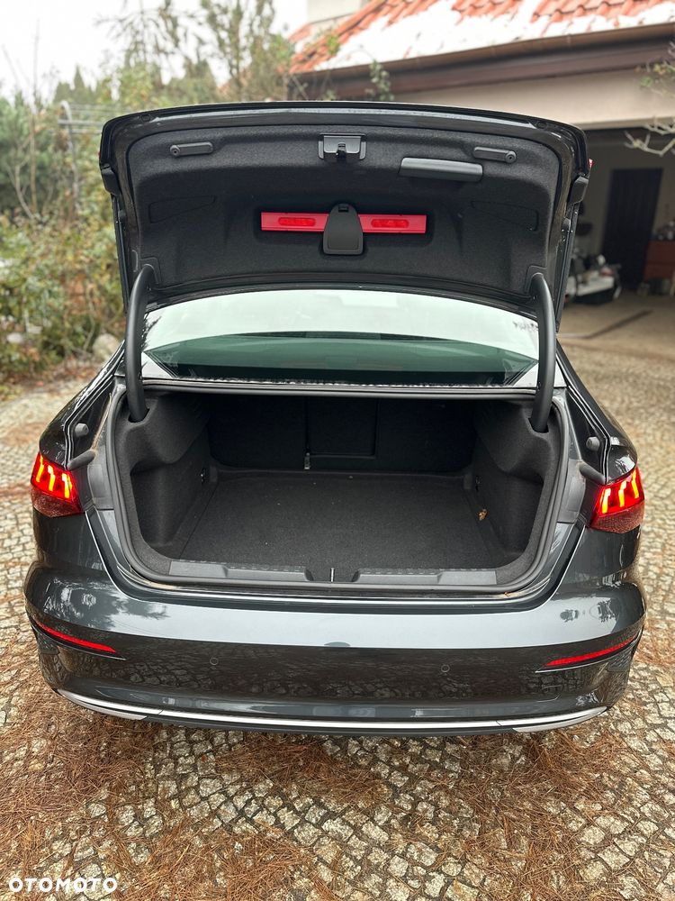 Audi A3 Limousine 30 TDI S tronic - 16