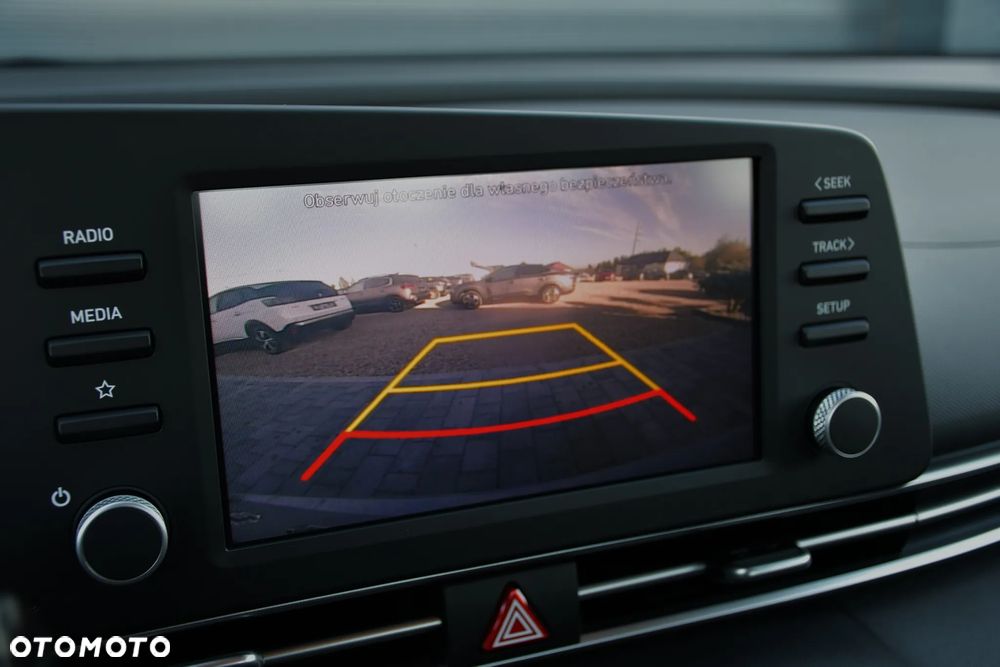Hyundai Elantra 1.6 Smart - 31