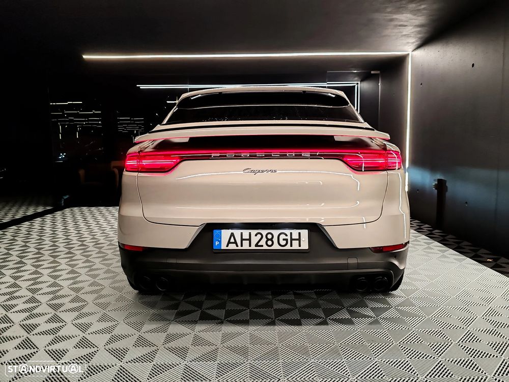 Porsche Cayenne Coupé - 6