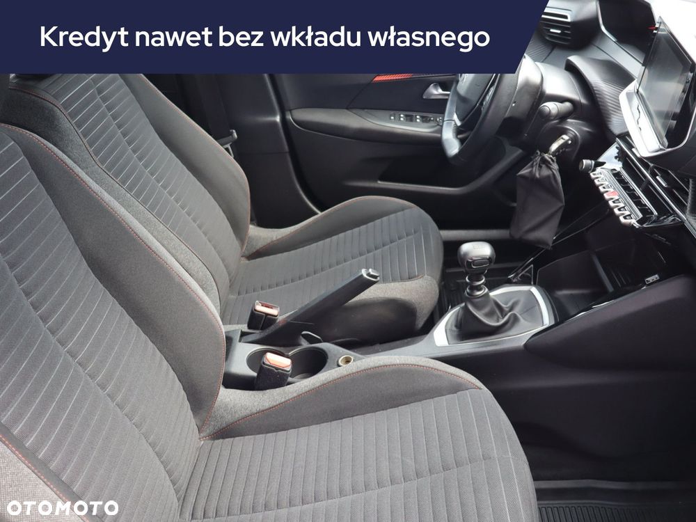 Peugeot 2008 - 11