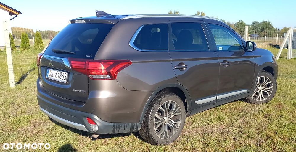 Mitsubishi Outlander - 7