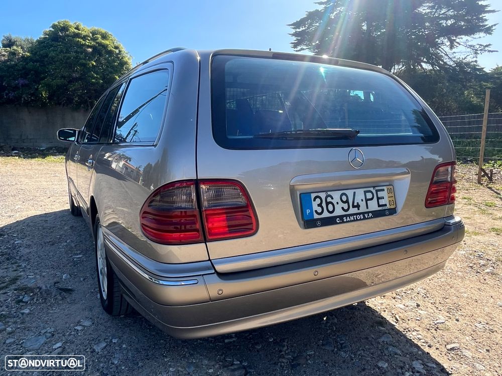 Mercedes-Benz E 270 - 1