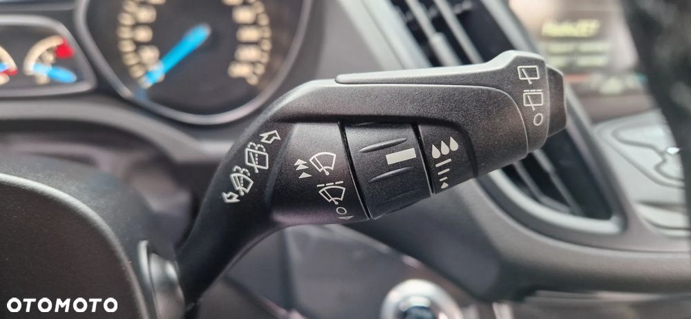 Ford Kuga 2.0 TDCi 4x2 Titanium - 23