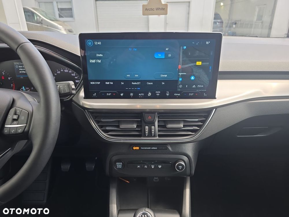 Ford Focus 1.0 EcoBoost Titanium - 19