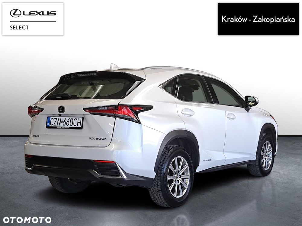 Lexus NX 300h Elegance AWD - 10