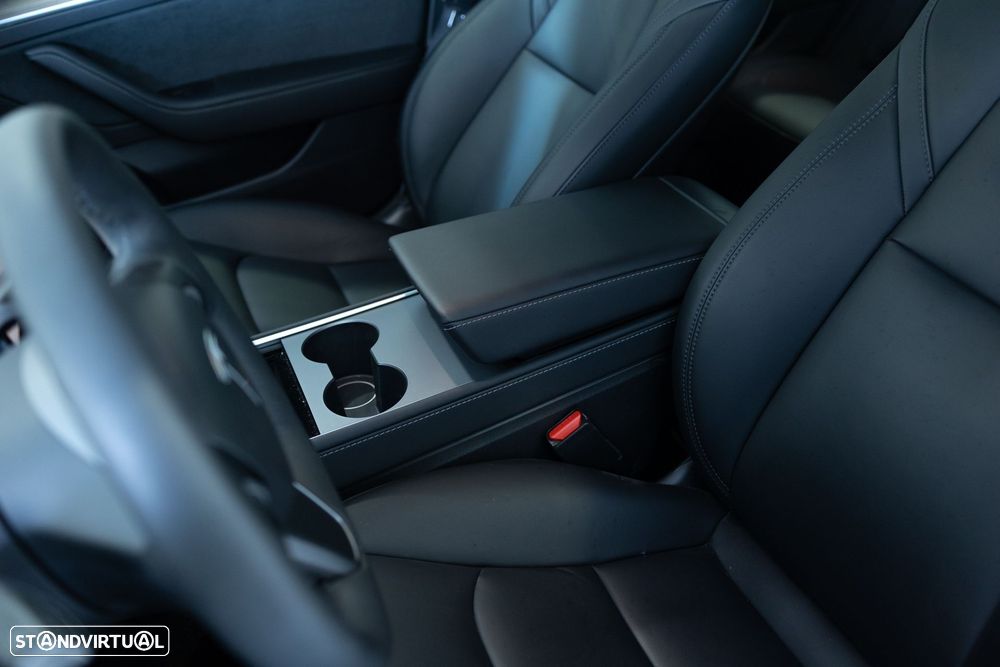 Tesla Model 3 Standard RWD Plus - 28
