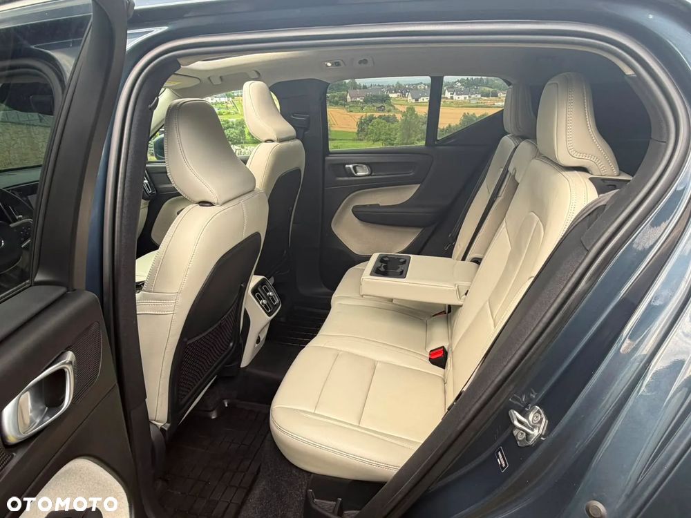 Volvo XC 40 T5 AWD Inscription - 28