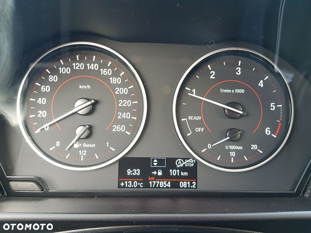 BMW Seria 1 118d Sport Line - 19