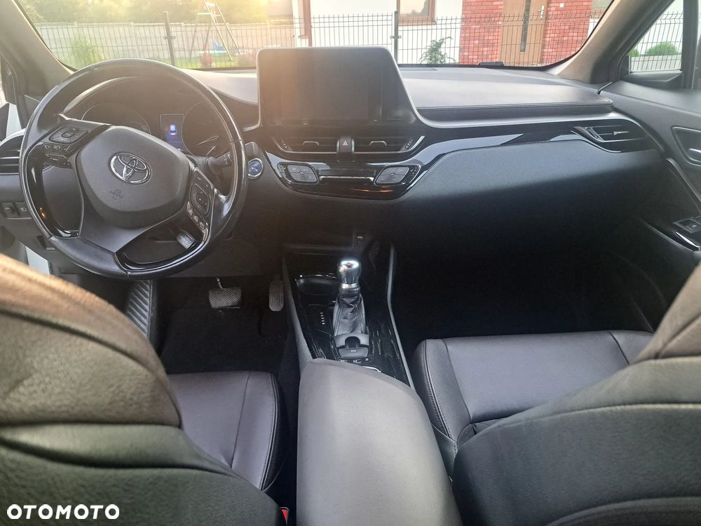 Toyota C-HR 1.8 Hybrid Prestige - 3