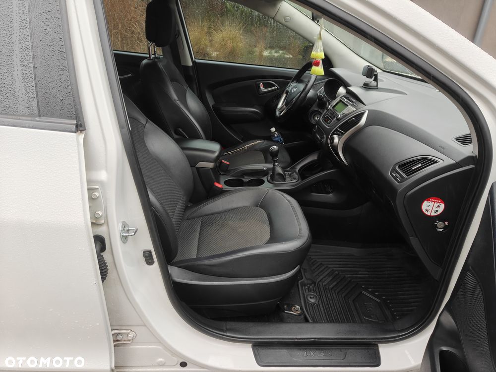 Hyundai ix35 - 13