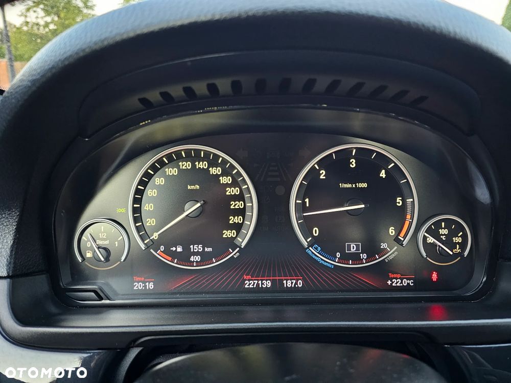 BMW Seria 5 530d Luxury Line - 34