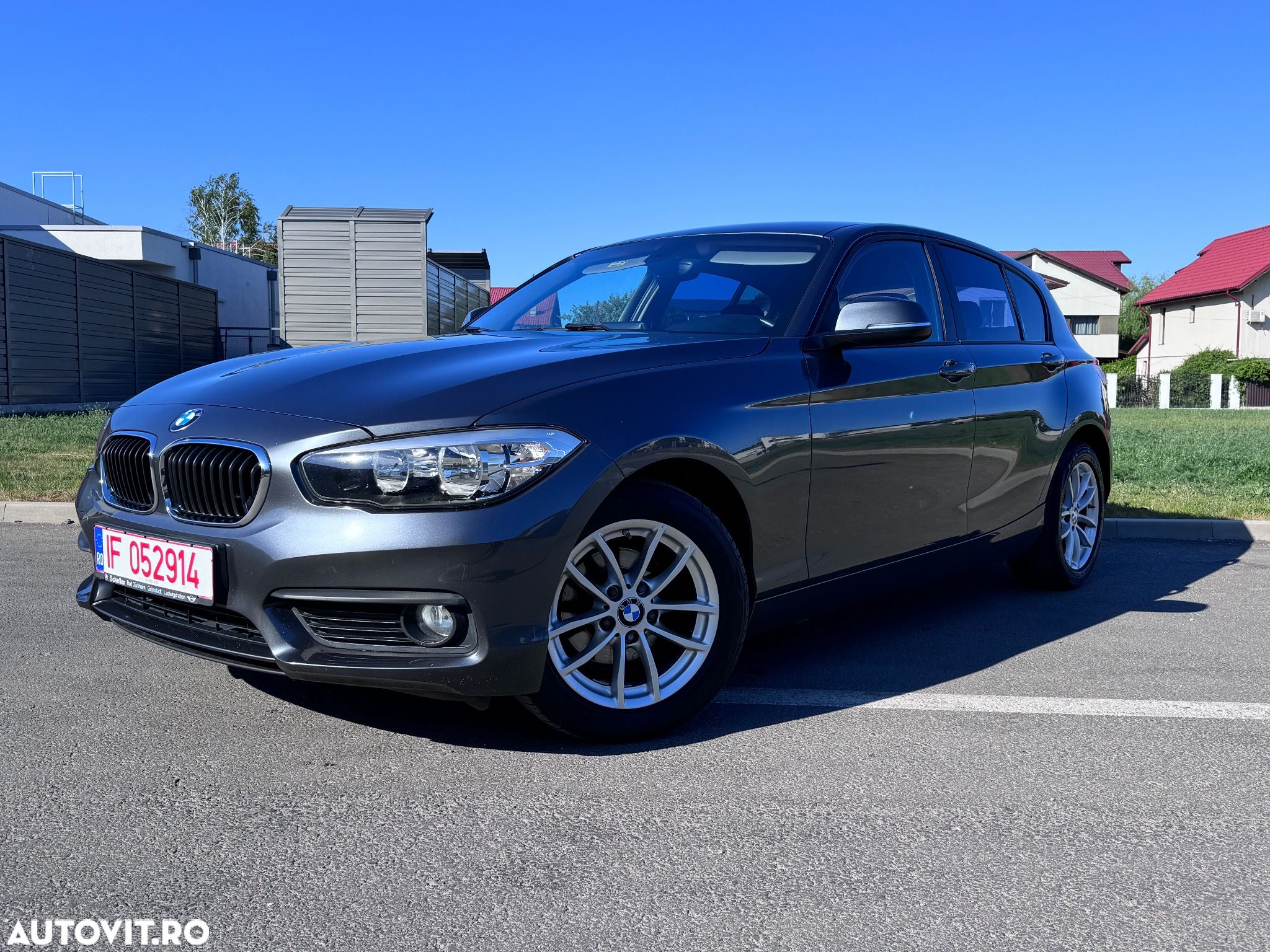 BMW Seria 1 116i - 1